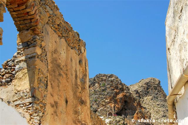 Photo report of a trip around Sfakia, Crete, May 2006